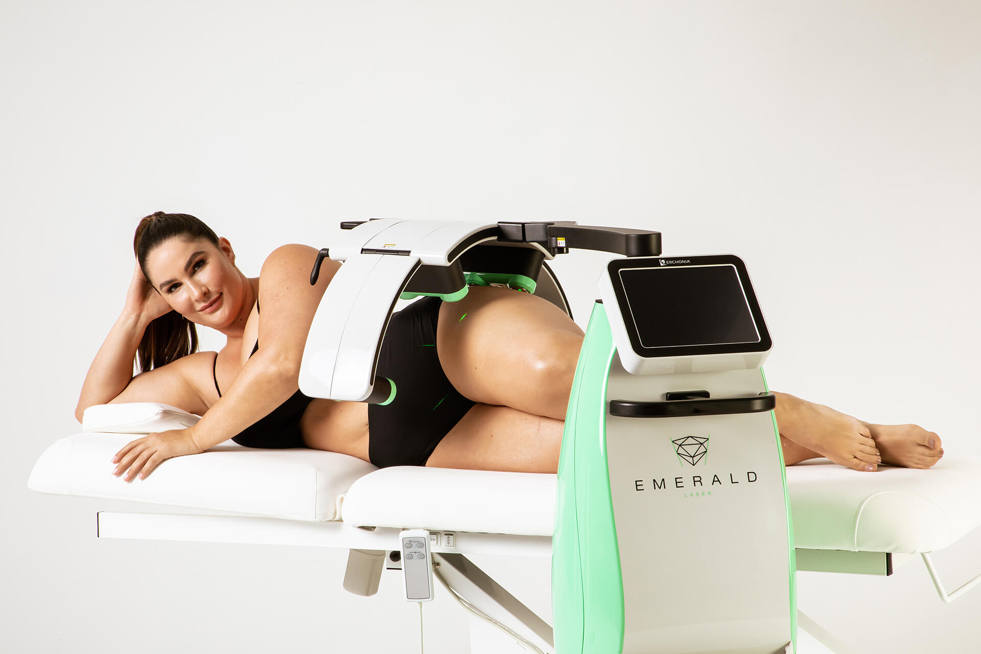 Emerald Laser Fat Reduction Skinic Beverly Hills